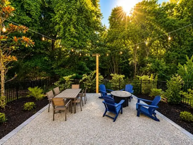 Patio at 4 Broad View Lane